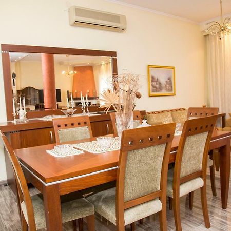 Veta's spacious central apartment Serres Exterior foto