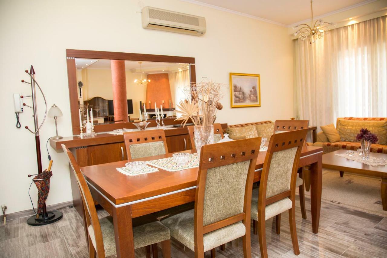 Veta's spacious central apartment Serres Exterior foto